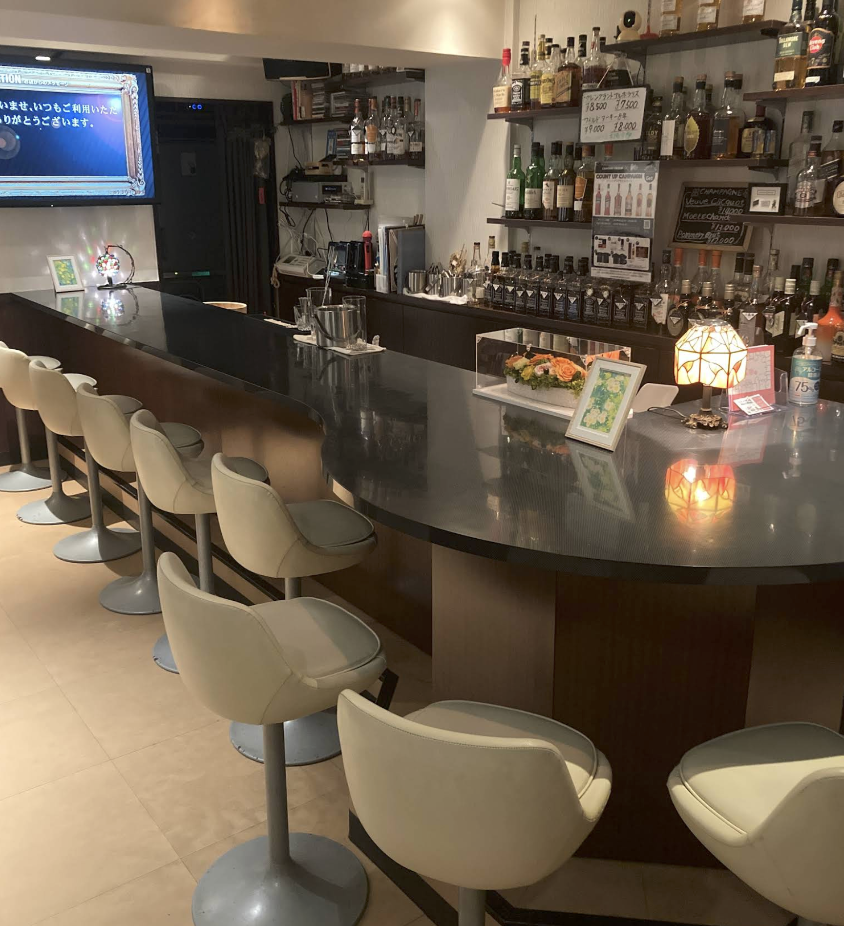 Bar陽だまり 店内写真